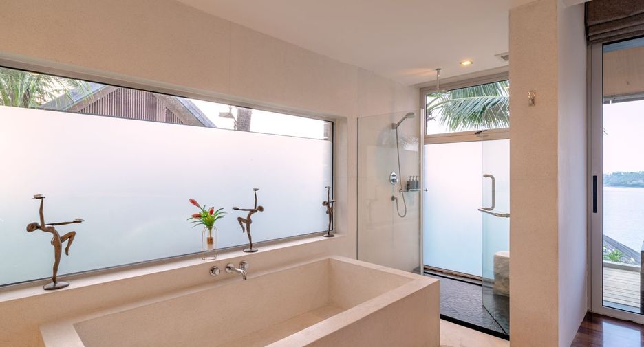 For sale and for rent 4 bedrooms villa in Thalang, Phuket