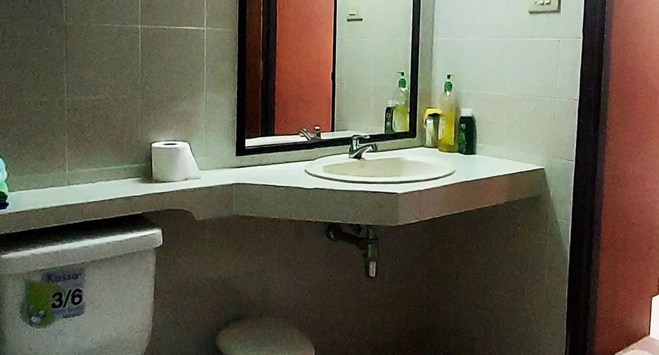 For sale 1 bed condo in Mueang Rayong, Rayong