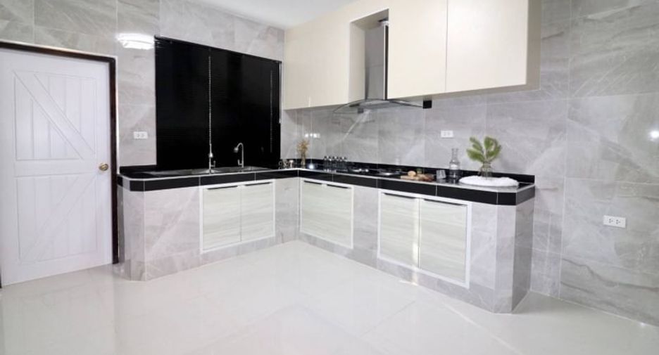À vendre 3 chambres maison à Bang Lamung, Chonburi