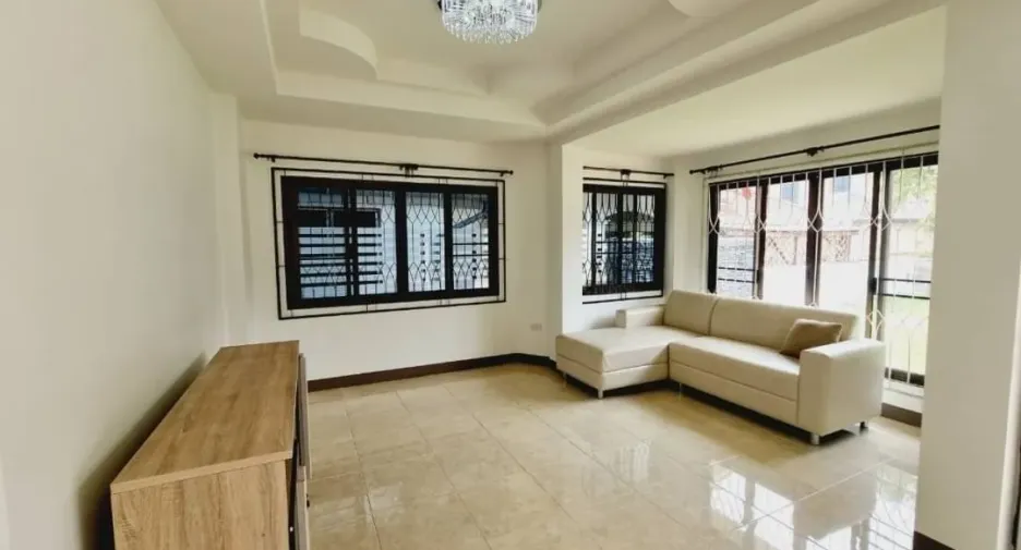 出售 3 卧室 独立屋 在 Mueang Chiang Mai, Chiang Mai
