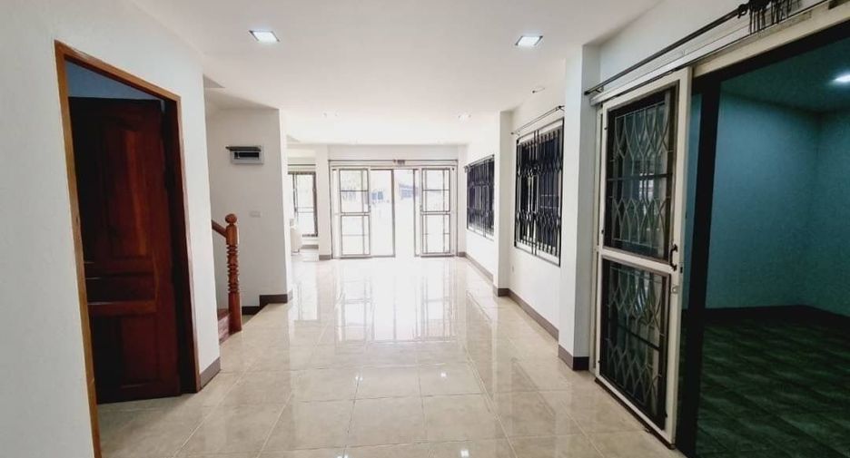 出售 3 卧室 独立屋 在 Mueang Chiang Mai, Chiang Mai