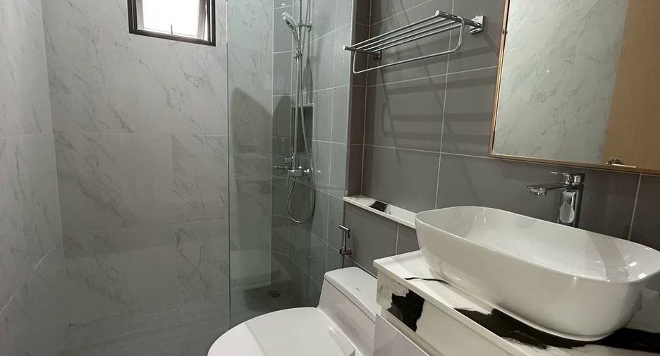 Продажа 4 спальни дом в Банг Ламунг, Чонбури