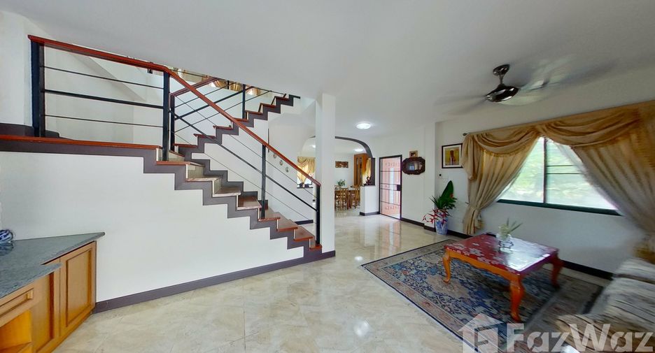 For sale 3 bedrooms house in San Kamphaeng, Chiang Mai
