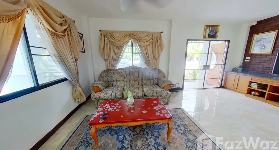 For sale 3 bedrooms house in San Kamphaeng, Chiang Mai