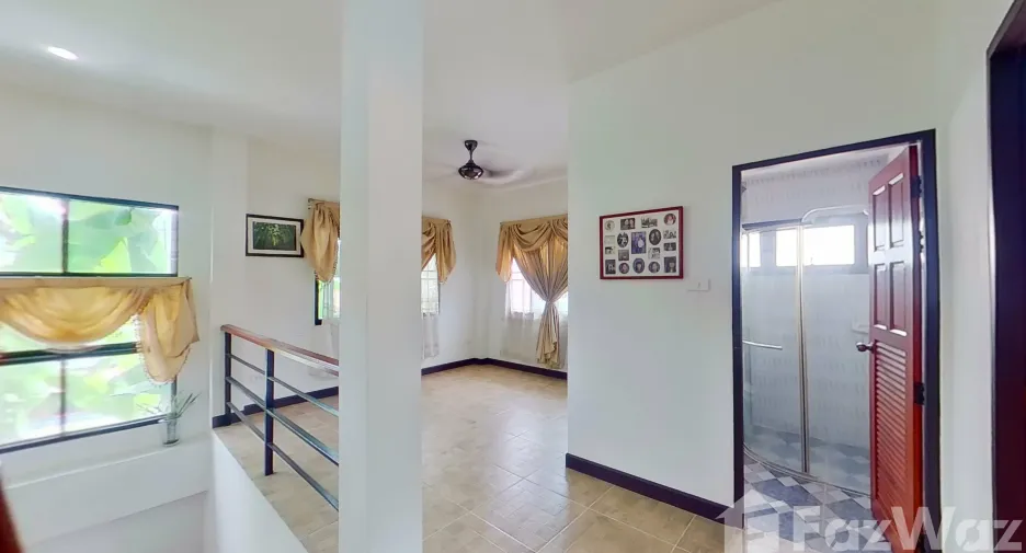 For sale 3 bedrooms house in San Kamphaeng, Chiang Mai