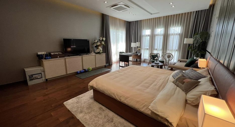 For sale and for rent 5 bedrooms house in Lat Krabang, Bangkok