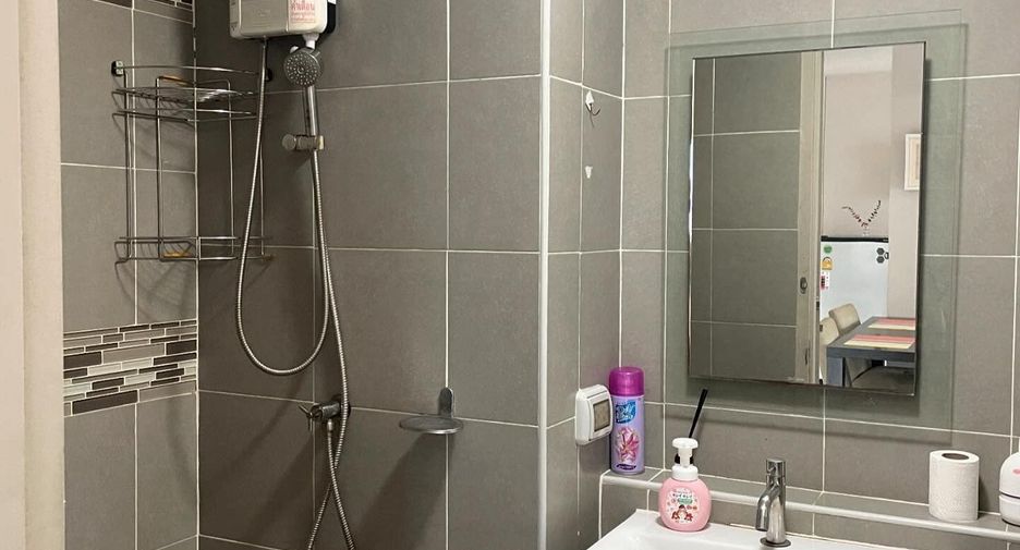 For rent 2 bedrooms condo in Mueang Phuket, Phuket