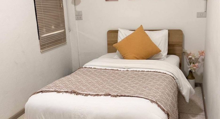 For rent 2 bedrooms townhouse in Mueang Chiang Mai, Chiang Mai