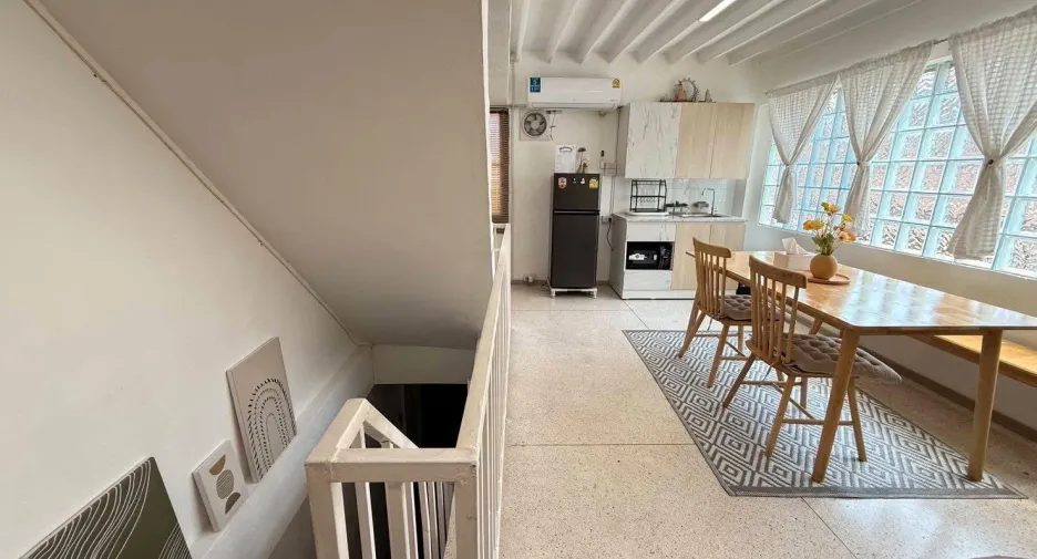 For rent 2 bedrooms townhouse in Mueang Chiang Mai, Chiang Mai