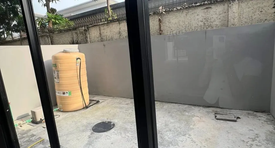 À vendre et à louer 4 chambres maison à Bang Khae, Bangkok