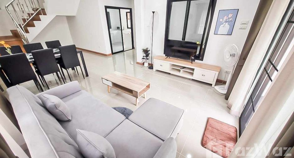 À louer 4 chambres maison à Saraphi, Chiang Mai
