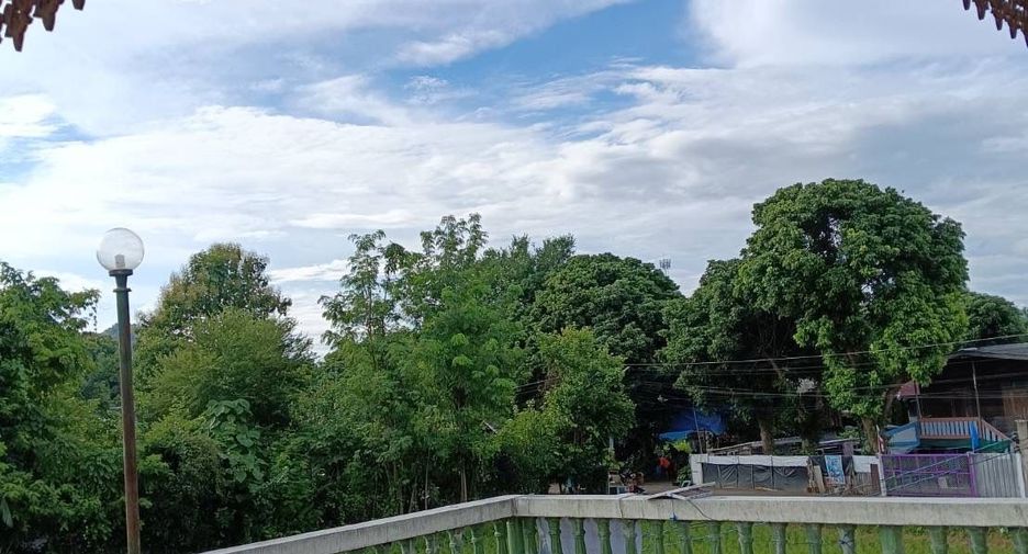 For sale 4 bedrooms house in Mae On, Chiang Mai