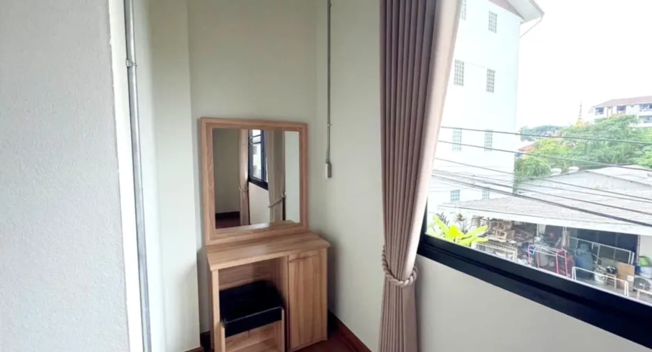 For rent 2 bedrooms house in Mueang Chiang Mai, Chiang Mai