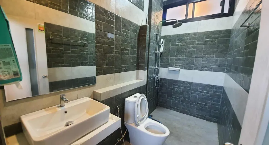 For rent 4 ベッドルーム house in Doi Saket, Chiang Mai