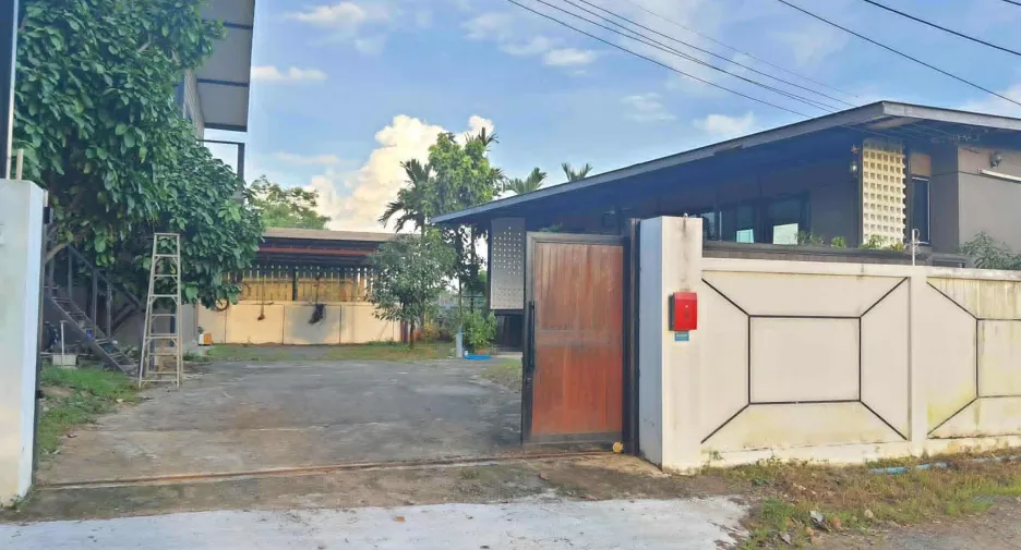 For rent 4 ベッドルーム house in Doi Saket, Chiang Mai