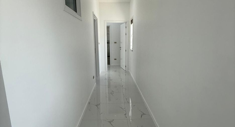 For sale 3 bedrooms villa in Hua Hin, Prachuap Khiri Khan