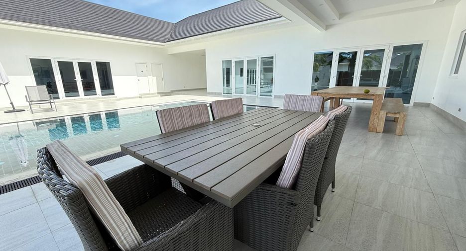 À vendre 3 chambres villa à Hua Hin, Prachuap Khiri Khan