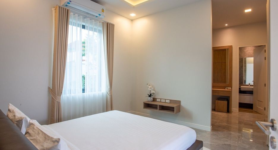 For sale 3 bedrooms villa in Cha Am, Phetchaburi