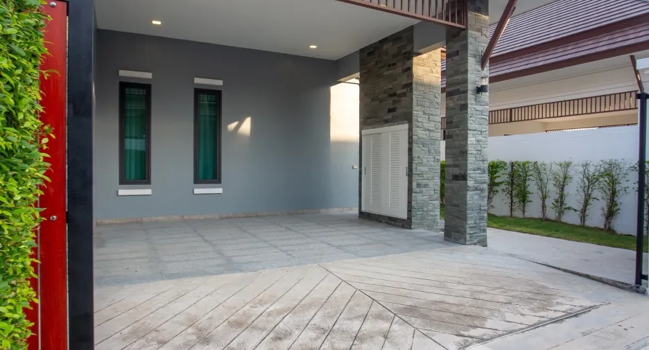 For sale 3 bedrooms villa in Cha Am, Phetchaburi