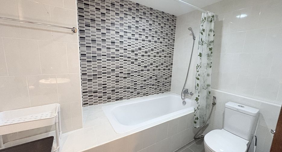 For rent studio condo in Mueang Chiang Mai, Chiang Mai