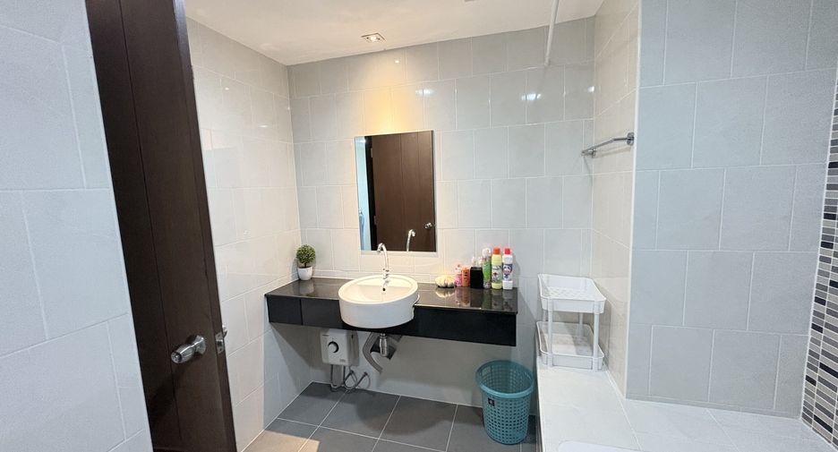 For rent studio condo in Mueang Chiang Mai, Chiang Mai