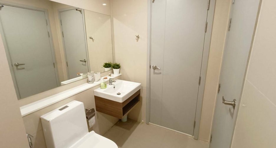 For sale 1 bed condo in Suan Luang, Bangkok