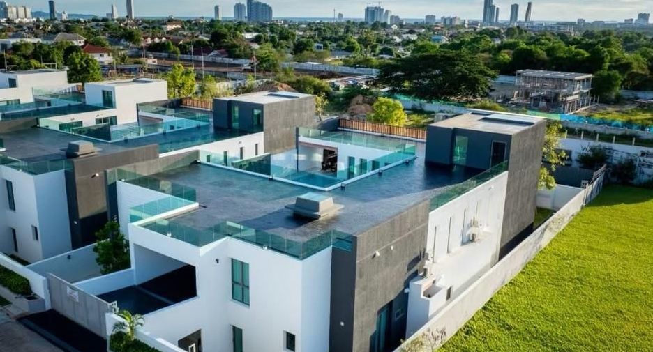 À vendre 6 chambres villa à Bang Lamung, Chonburi