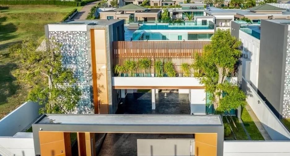 À vendre 6 chambres villa à Bang Lamung, Chonburi