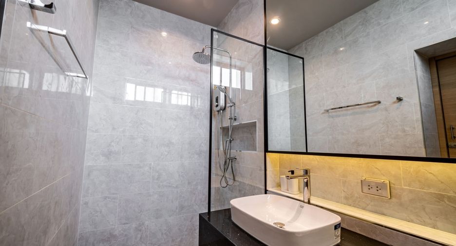 For rent 4 bedrooms house in Hua Hin, Prachuap Khiri Khan