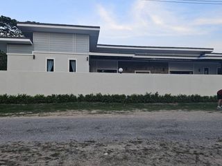 出售 3 卧室 独立屋 在 华欣, 班武里府