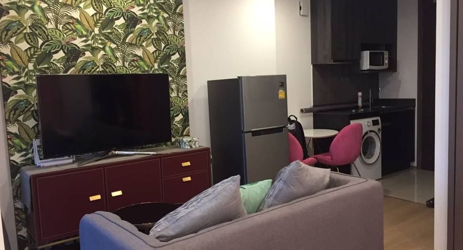 For sale 1 bed condo in Bang Rak, Bangkok