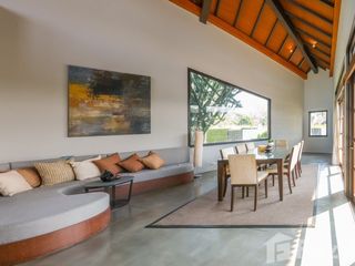 Villa en venta de 2 habitaciones en Mae Rim, Chiang Mai