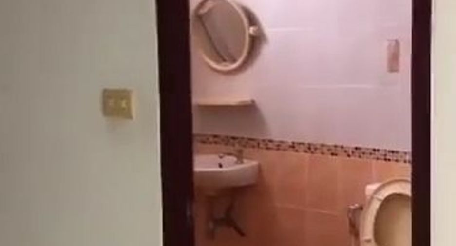 For rent 2 bedrooms townhouse in Hua Hin, Prachuap Khiri Khan