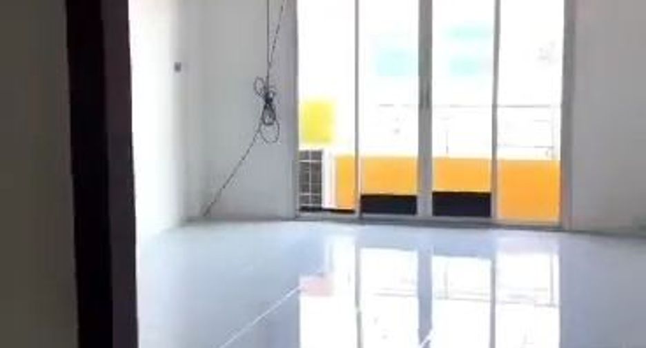 For rent 2 bedrooms townhouse in Hua Hin, Prachuap Khiri Khan