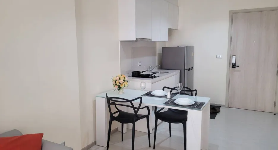 Condo en venta y en alquiler de 1 habitaciones en Khlong Toei, Bangkok