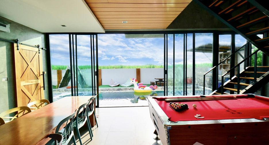 For rent and for sale 4 bedrooms villa in Hua Hin, Prachuap Khiri Khan