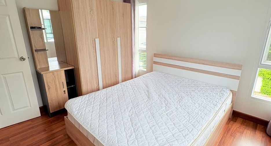 For rent 3 bedrooms house in San Sai, Chiang Mai