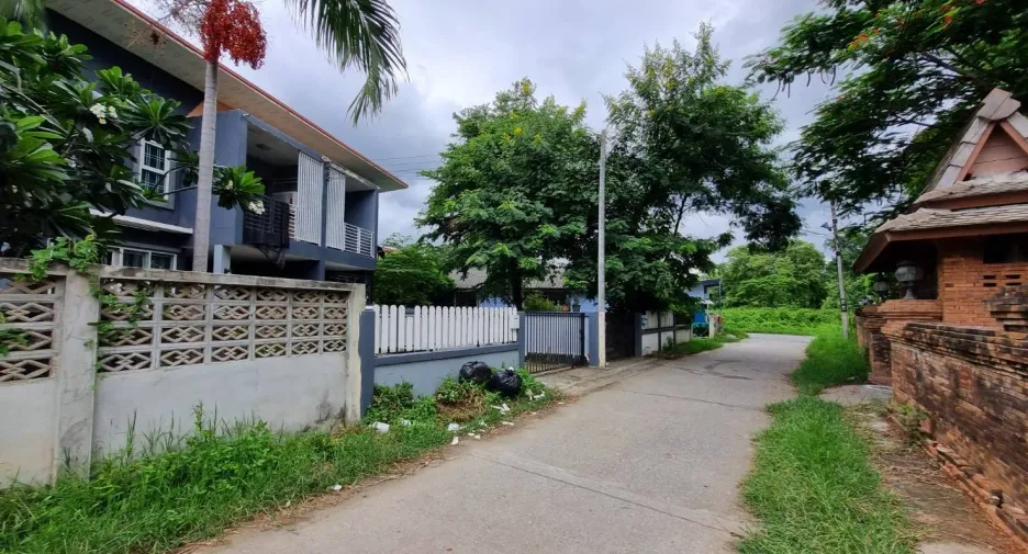 For sale 3 bedrooms townhouse in San Kamphaeng, Chiang Mai