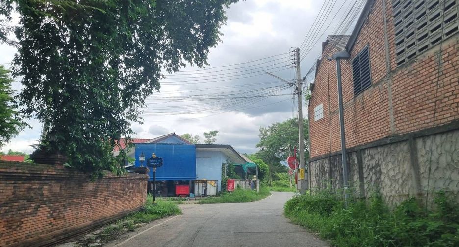 For sale 3 bedrooms townhouse in San Kamphaeng, Chiang Mai
