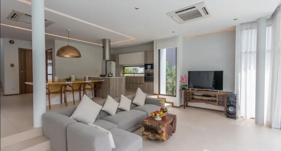For rent 3 bedrooms villa in Mueang Phuket, Phuket