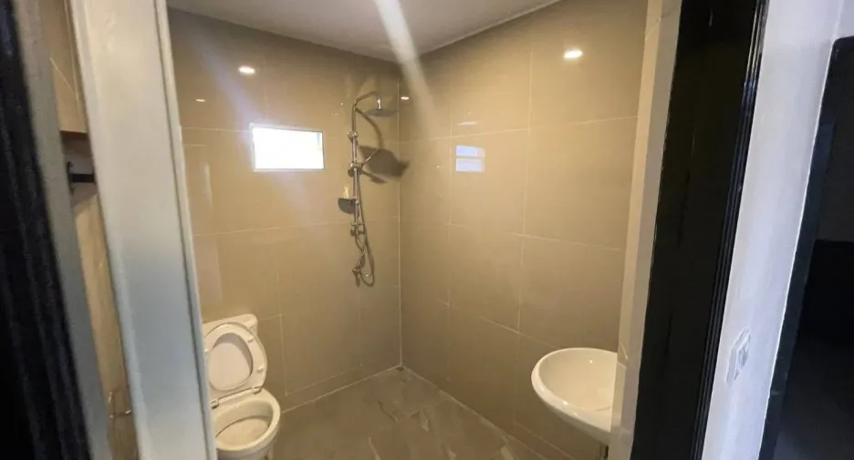 Haus zur Miete mit 3 Zimmer in Bang Lamung, Chonburi