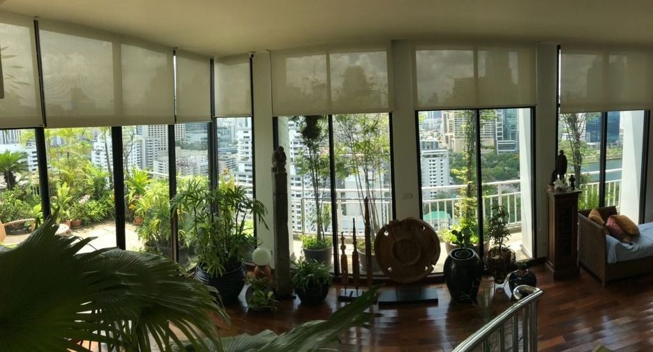 For sale 5 bedrooms condo in Khlong Toei, Bangkok