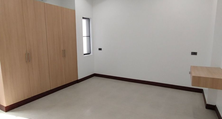 For sale そして for rent 2 ベッドルーム house in Mueang Phuket, Phuket