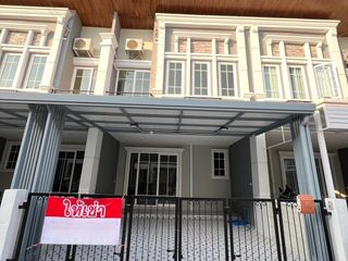 For Rent 4 Bedroom Townhouse In Mueang Chiang Mai