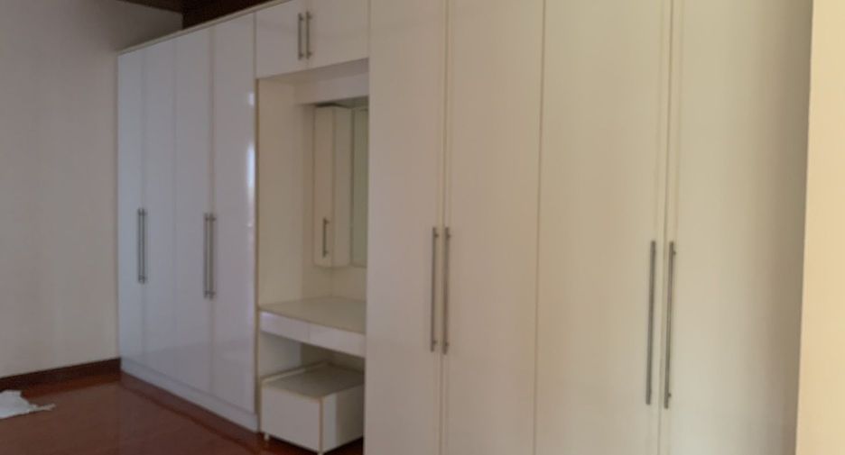 For sale and for rent 7 bedrooms villa in Cha Am, Phetchaburi