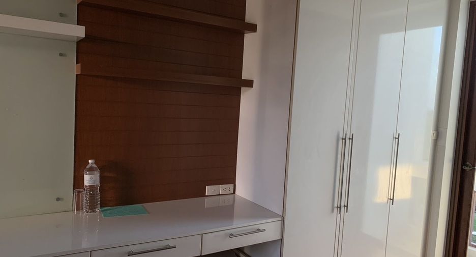 For sale and for rent 7 bedrooms villa in Cha Am, Phetchaburi