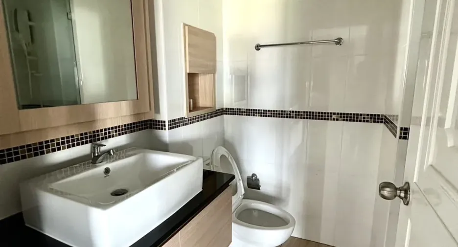 For sale and for rent 2 bedrooms condo in Hua Hin, Prachuap Khiri Khan