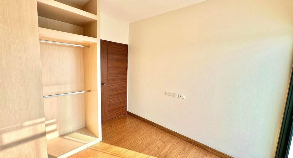 For sale 4 bedrooms condo in Mueang Chiang Mai, Chiang Mai