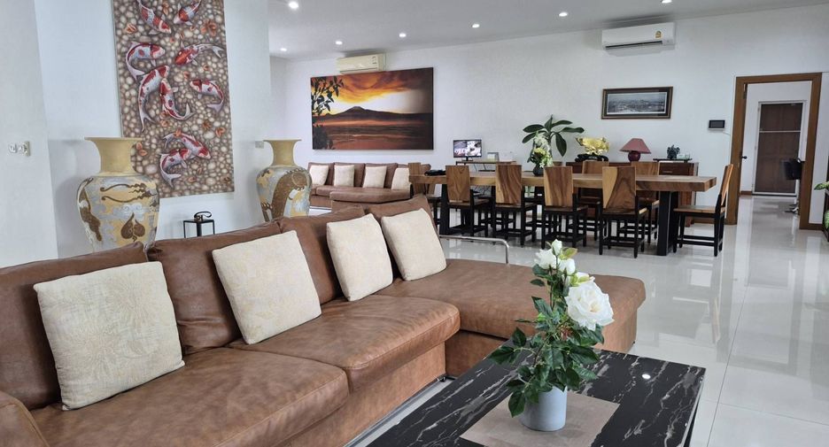 For sale and for rent 5 bedrooms villa in Bang Lamung, Chonburi