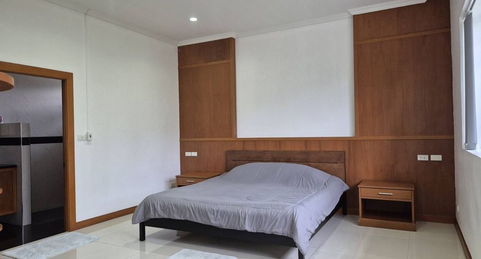 For sale and for rent 5 bedrooms villa in Bang Lamung, Chonburi